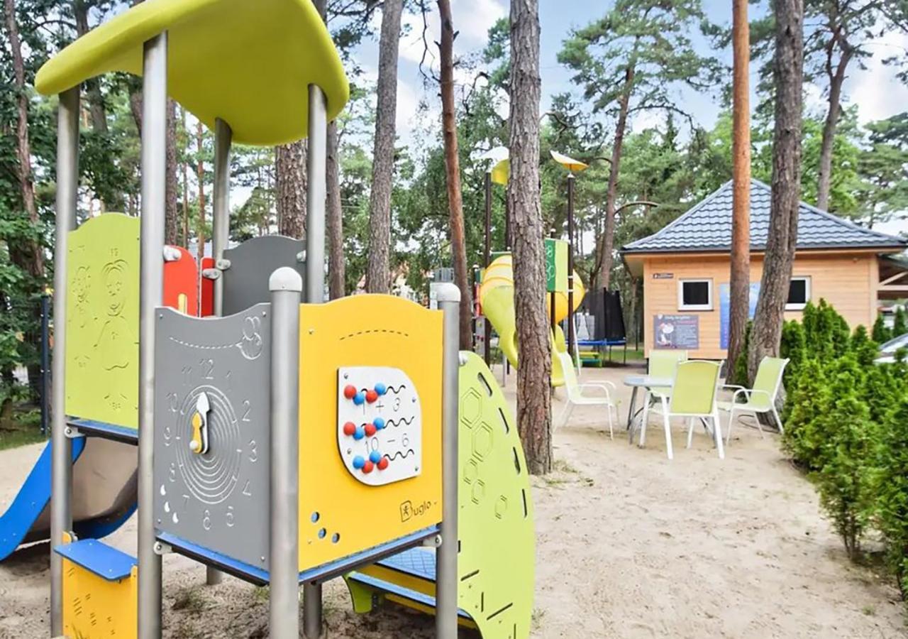 Kolorowe Domki Поберово Экстерьер фото