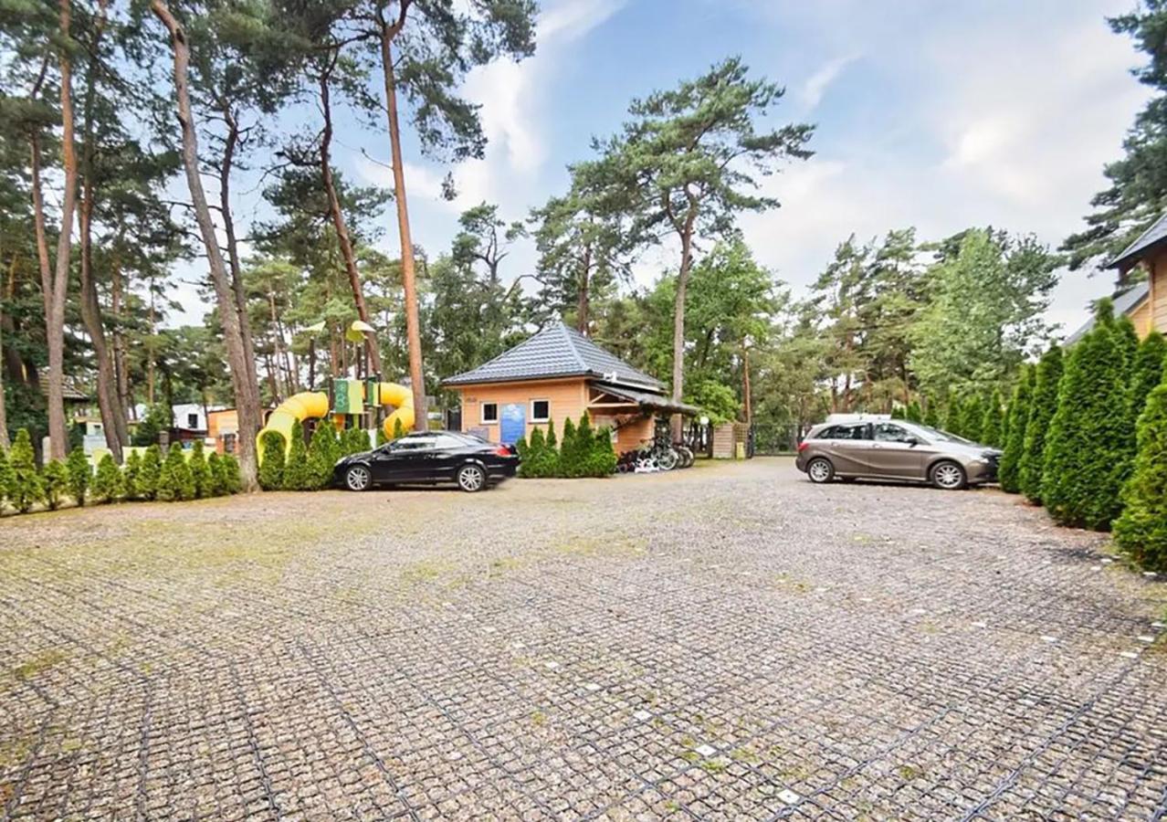 Kolorowe Domki Поберово Экстерьер фото